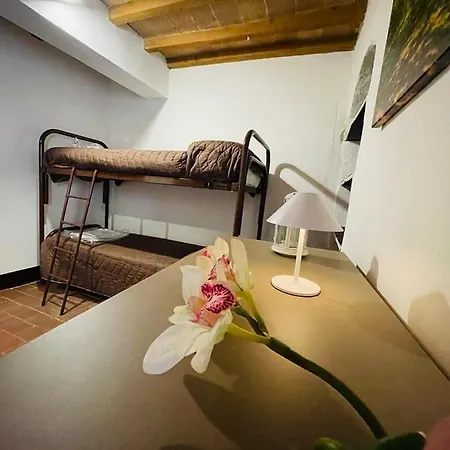 ホステル Casa Del Viandante Borgo Dei Sassi Di Roccamalatina